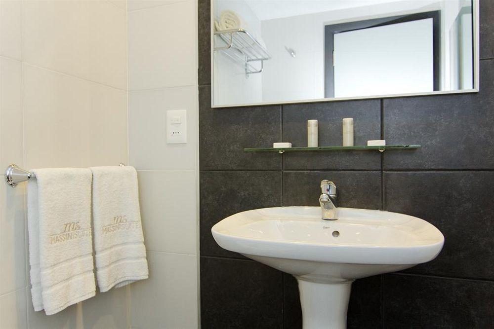 Massini Suites Montevideo Bagian luar foto